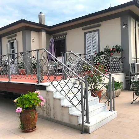 Casa Liberty Magnolia فيلة كارارا